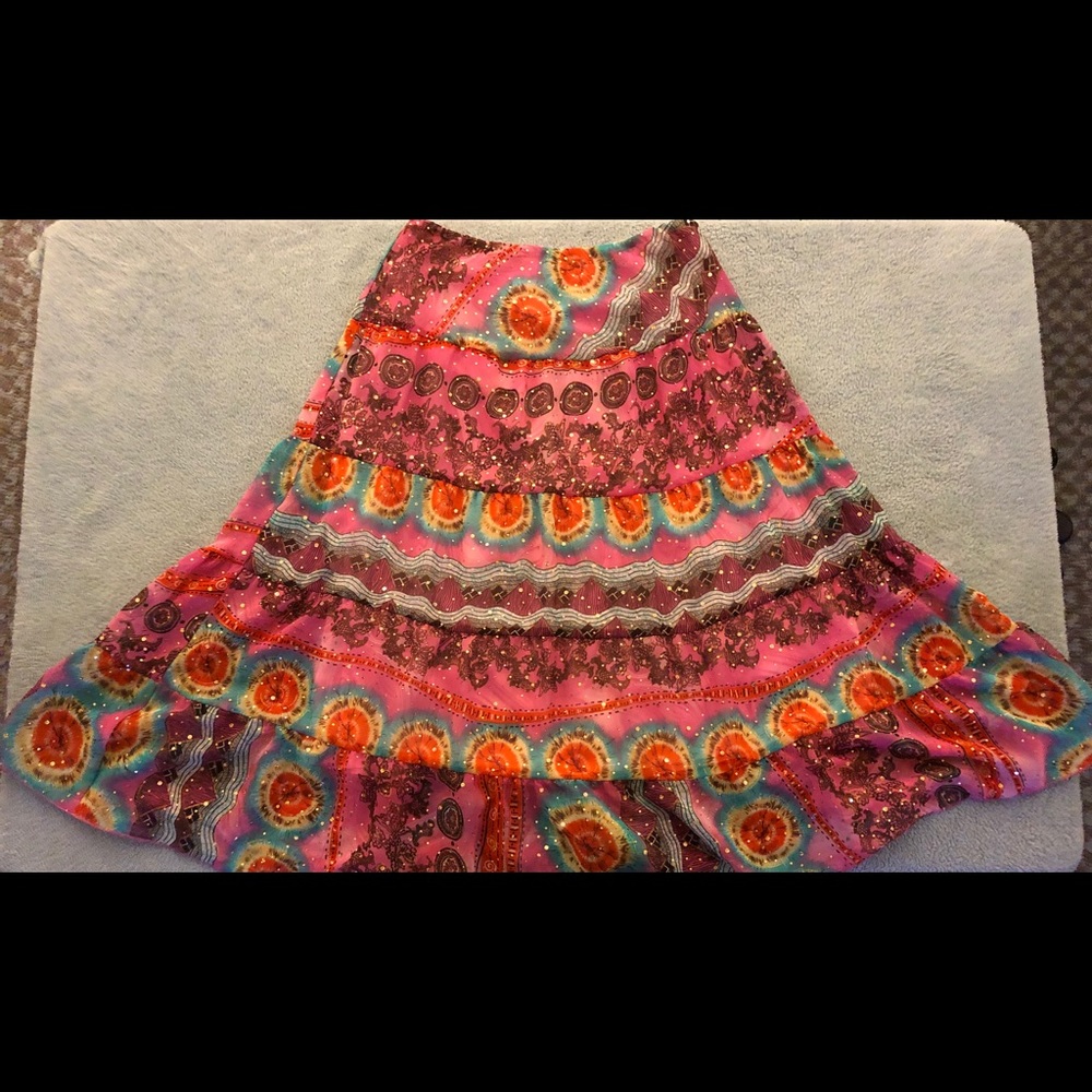 Woman’s skirt Multi colored 30in long size 7